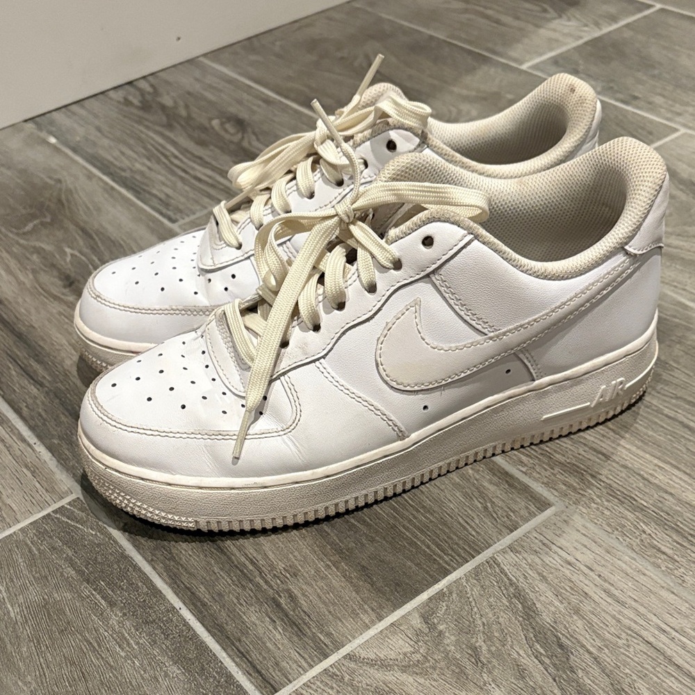 Nike White Air Force 1 Women’s Sneakers size 8.5